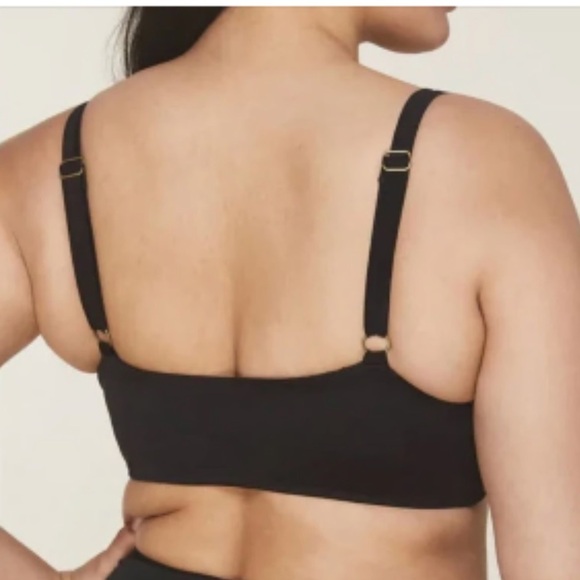 Andie Swim The Belmar Top in Black Size Medium Sustainable Bikini - Picture 2 of 8